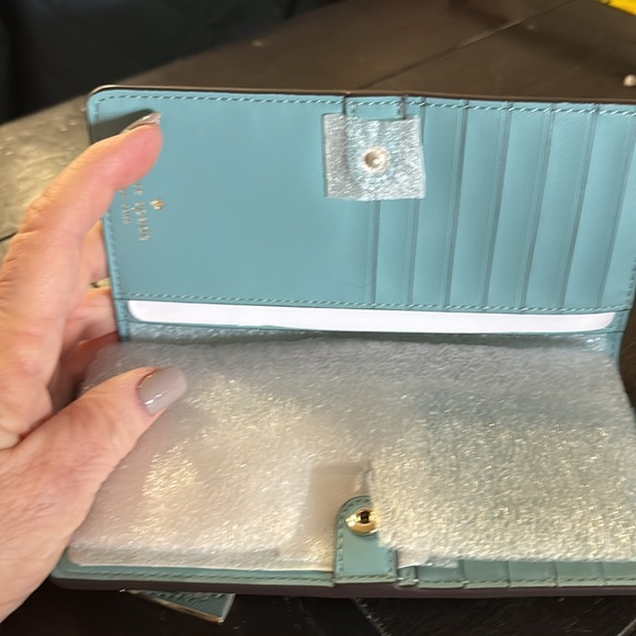 NWT Kate Spade wallet - Picture 3 of 5